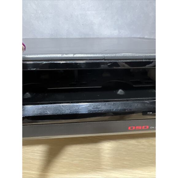 Magnavox VCR VR2032AT01 Player VHS Cassette Player No Remote working perfectly - Picture 5 of 11